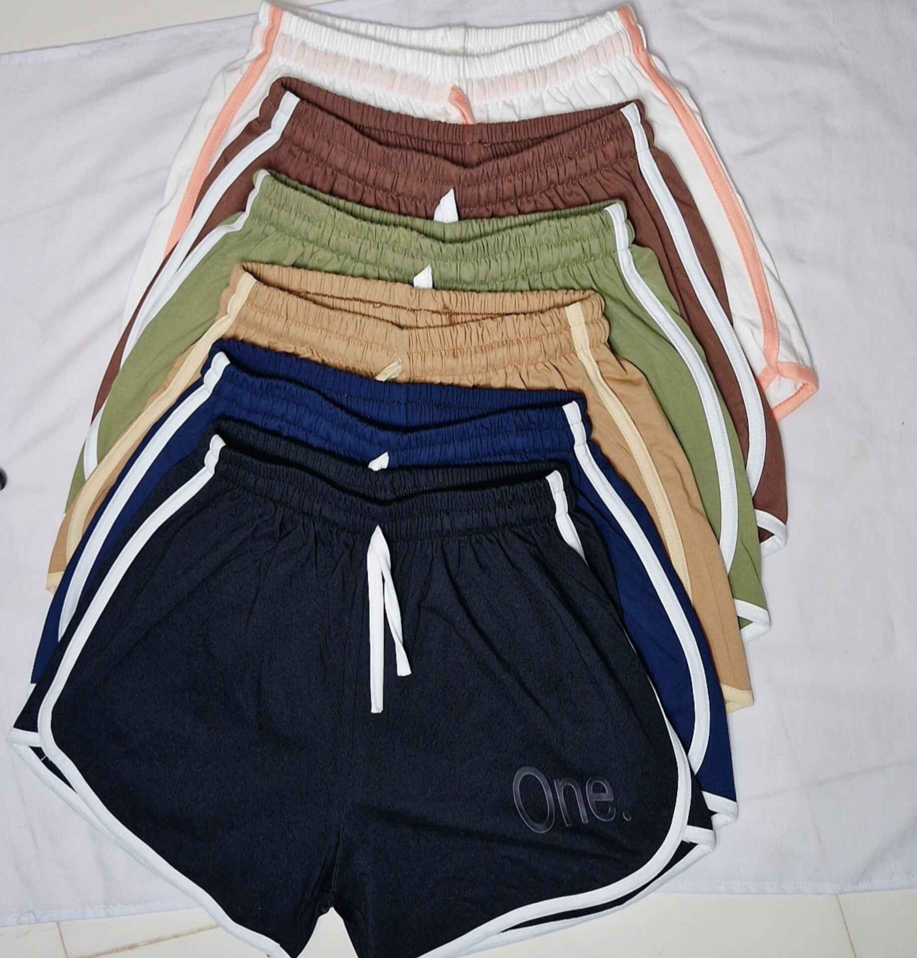 شورتک نخ پنبه زنانه بغل نواری اسپرت (طرح One.) - در ۶ رنگ جذاب
